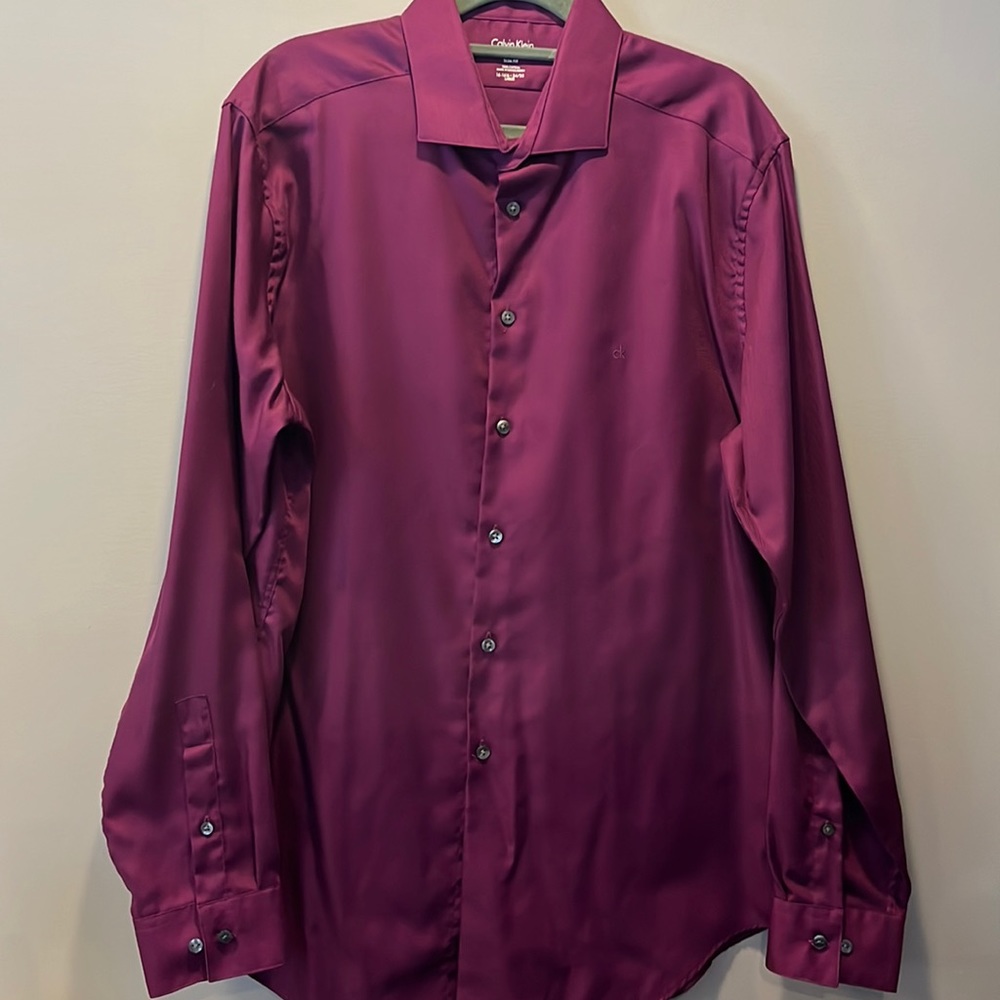 Calvin Klein Slim Fit Button up dress shirt
